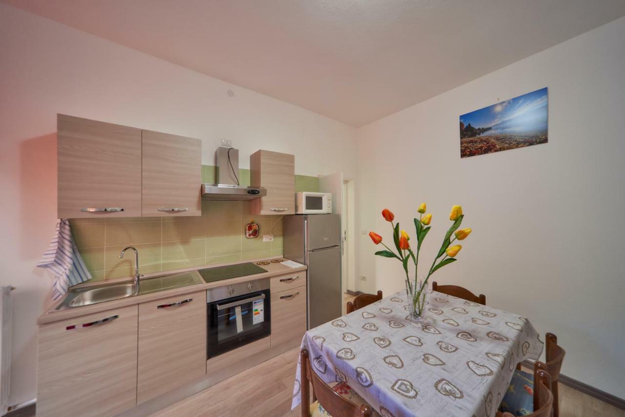 Apartmán Casa Della Nonna Abbadia Lariana Exteriér fotografie